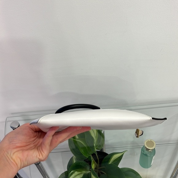 Moschino Couture Jeremy Scott WHITE BLACK CLUTCH FOLDED SHOPPING BAG ILLUSION - Picture 6 of 16